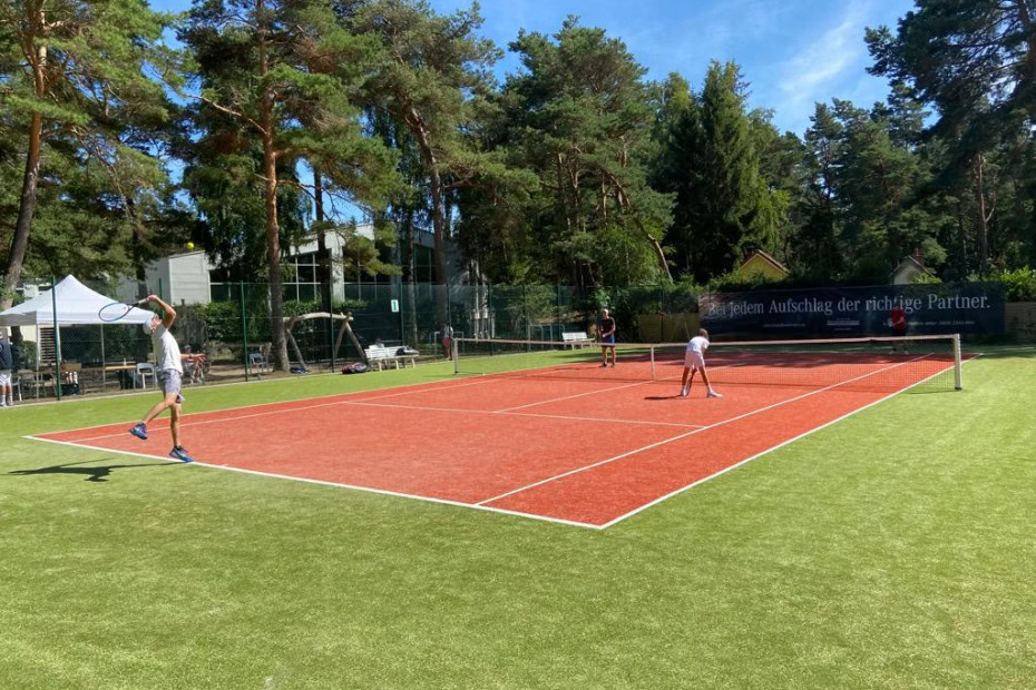 Tennis in der Fischland Tennis Schule mit Axel Ritter