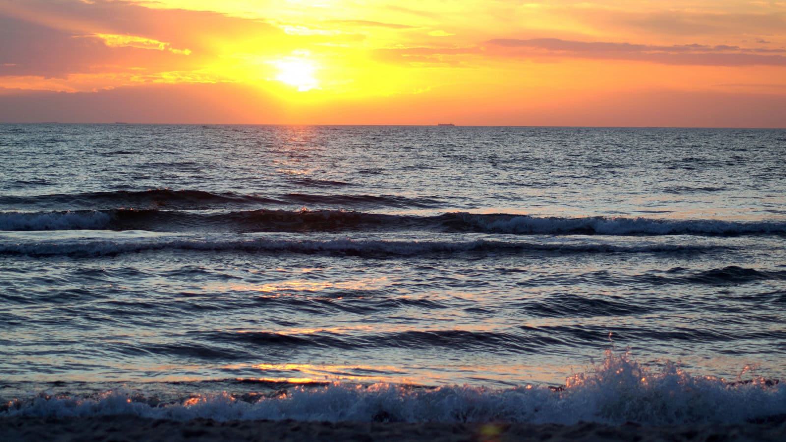 Sonnenuntergang über der Ostsee