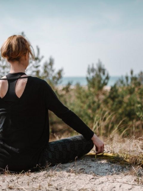 Yoga in den Dünen des Strandhotel Fischlands