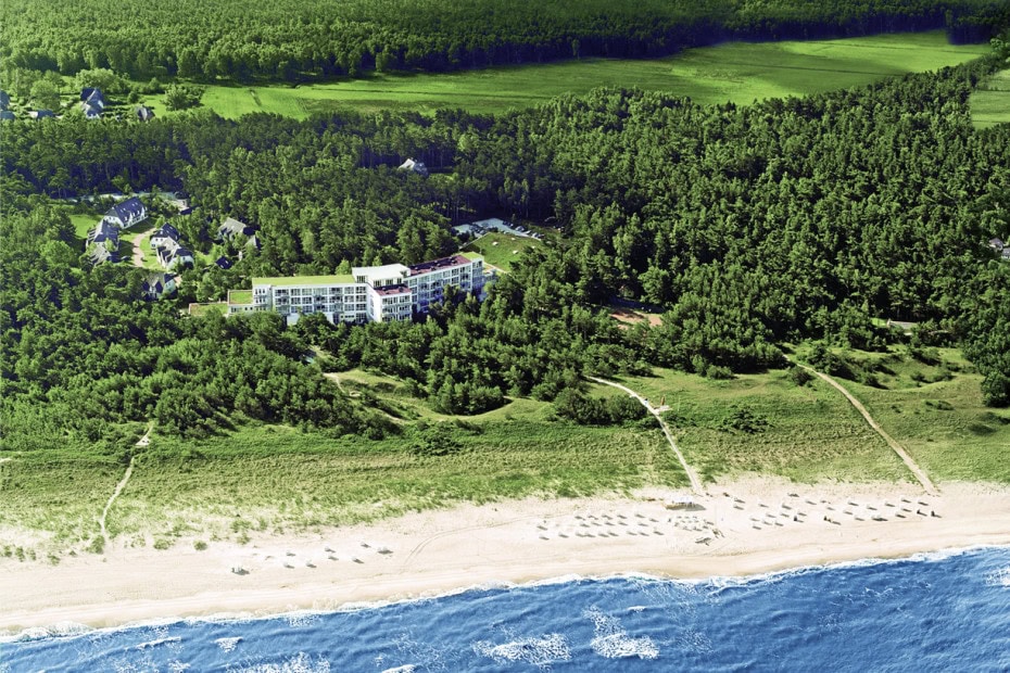 Strandhotel Fischland von oben