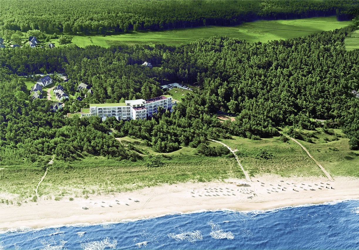 Strandhotel Fischland von oben