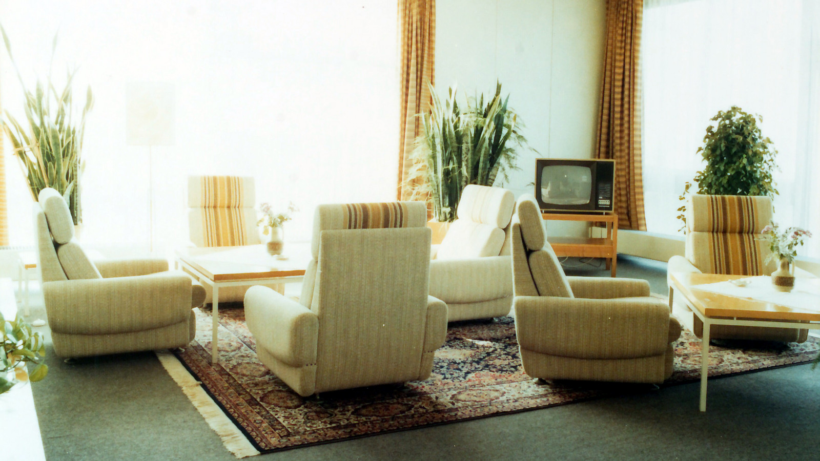 ehemalige Lounge im Strandhotel Fischland