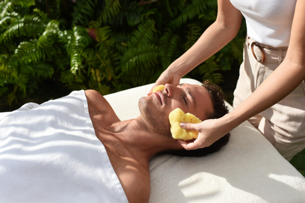 St Barth Massage im Strandhotel Fischland - Gesichtspflege